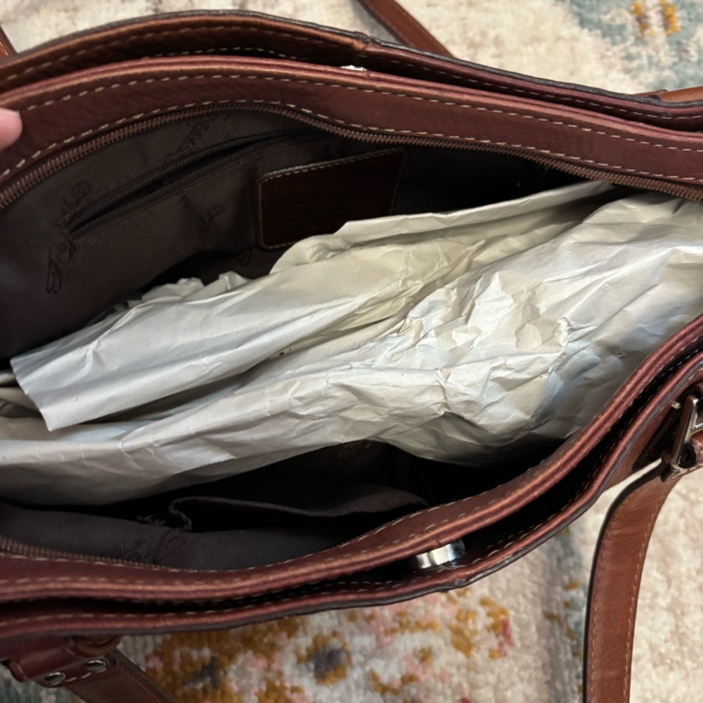 Vintage Fossil Leather Shoulder Bag - Picture 7 of 10